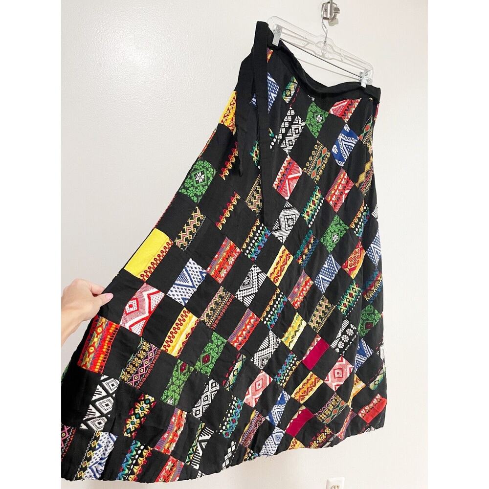 Vintage Handmade Patchwork Quilted Multicolor Azt… - image 3